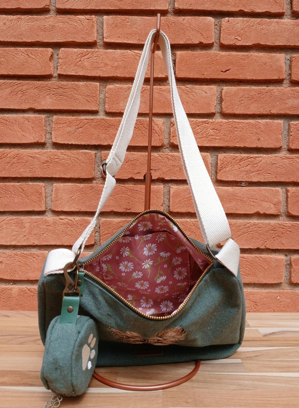 Bolsa em Lona Bordada