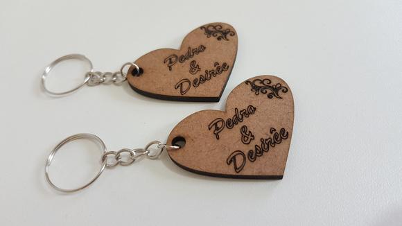 Chaveiro MDF de Coração Personalizado Casamento