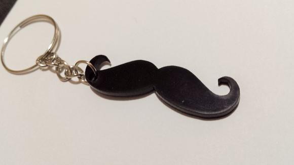 Chaveiro Acrílico Mini Mustache / Bigode Preto
