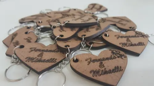 Chaveiro MDF de Coração Personalizado Casamento