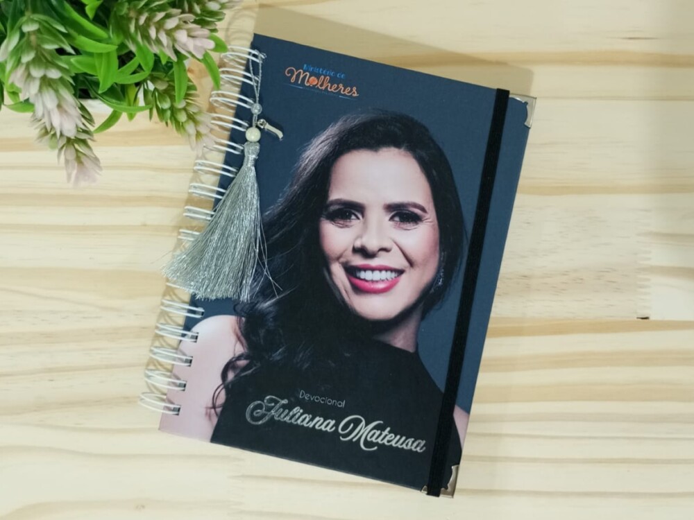 Devocional Diário Personalizado A5 | Capa Dura Premium | ClaveCo