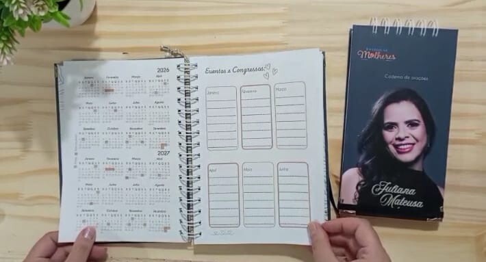 Devocional Diário Personalizado A5 | Capa Dura Premium | ClaveCo