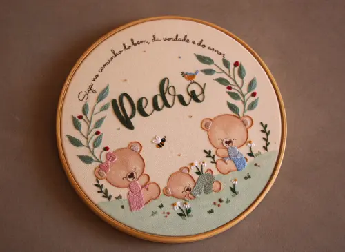Enfeite de maternidade Quadro bastidor bordado à mão ~ ursinhos