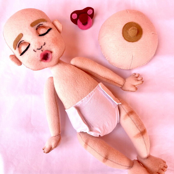 Boneco de Feltro Amamentação