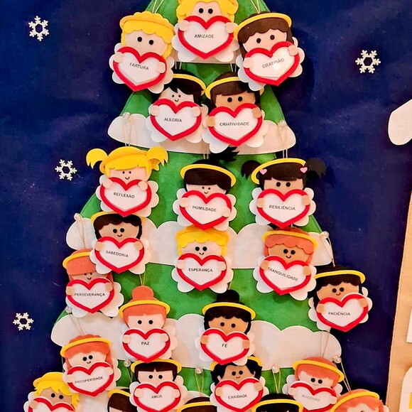 Calendário do Advento e Árvore Montessori