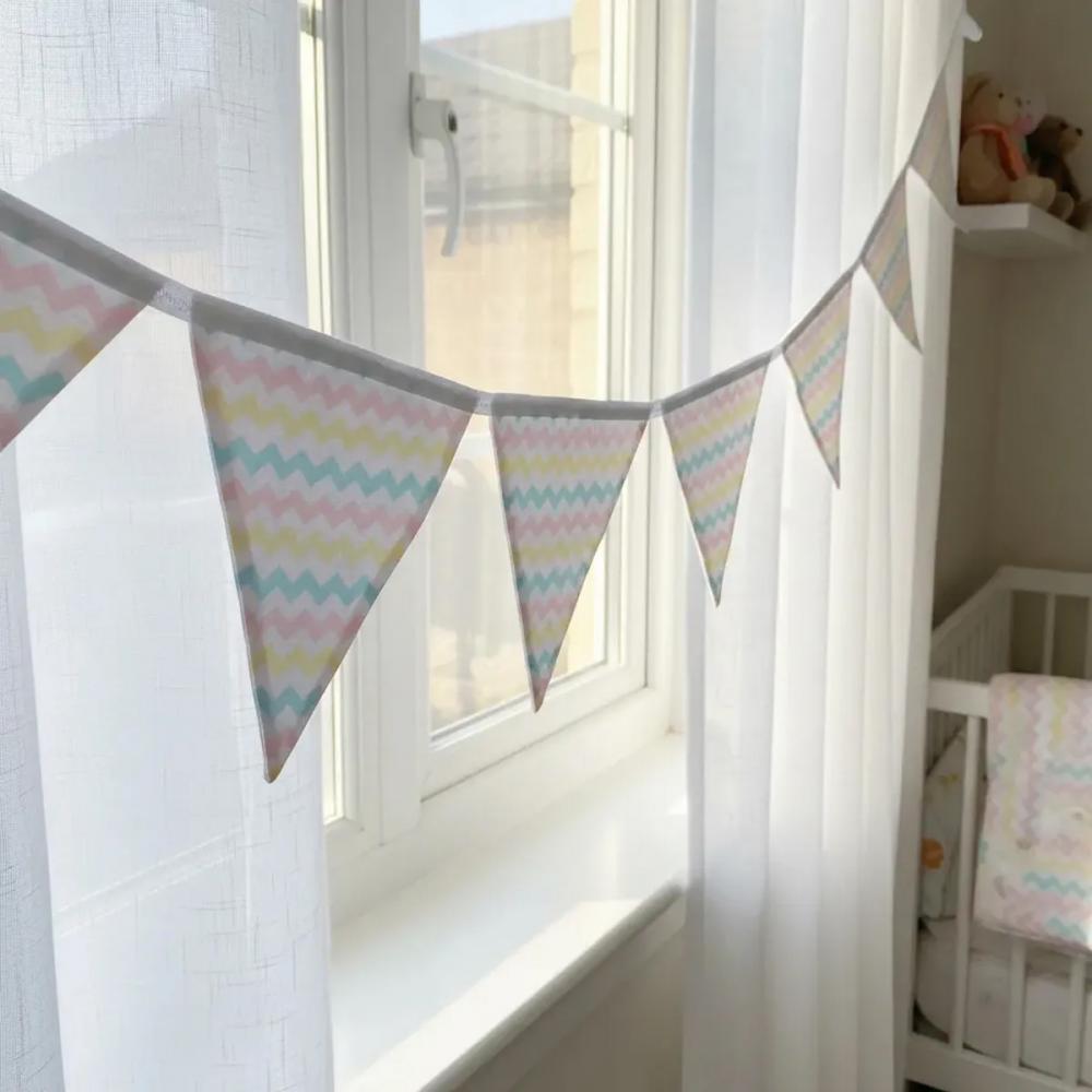 Varal de Bandeirolas em Tecido Candy Colors Chevron