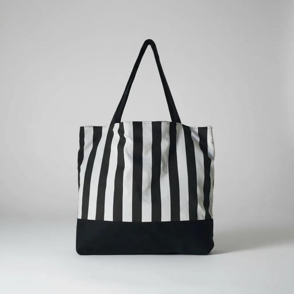 Tote Bag em Lona de Algodão - Listras e Preto