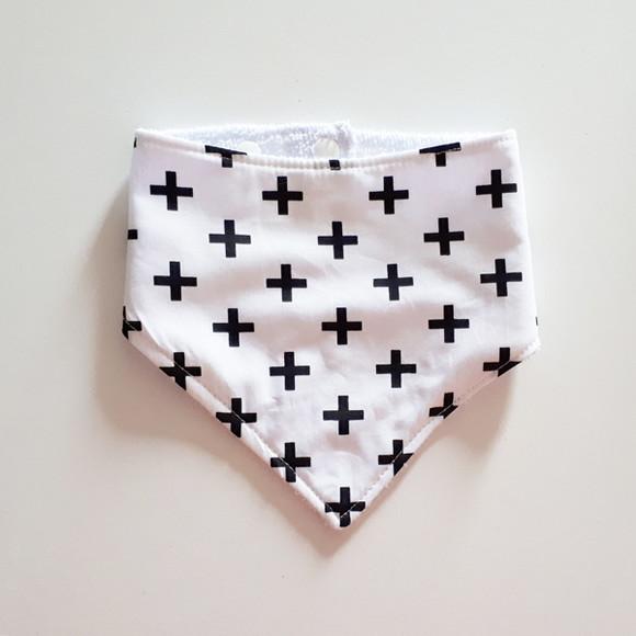 Babador atoalhado bandana Branco cruz preta