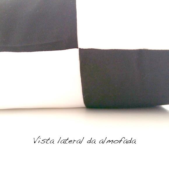 Capa de Almofada Bicolor Quadrados