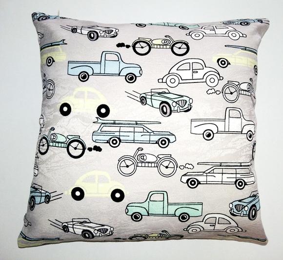 Capa de Almofada Carros & Motos Fundo Gelo
