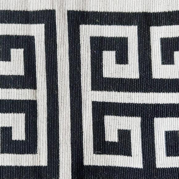 Capa de Almofada Corano e Jacquard Chave Grega