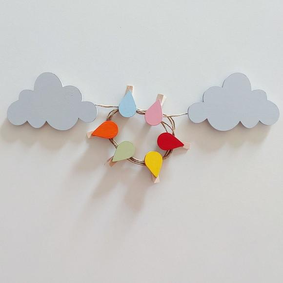 Varal para Fotos Nuvens e Gotas Coloridas