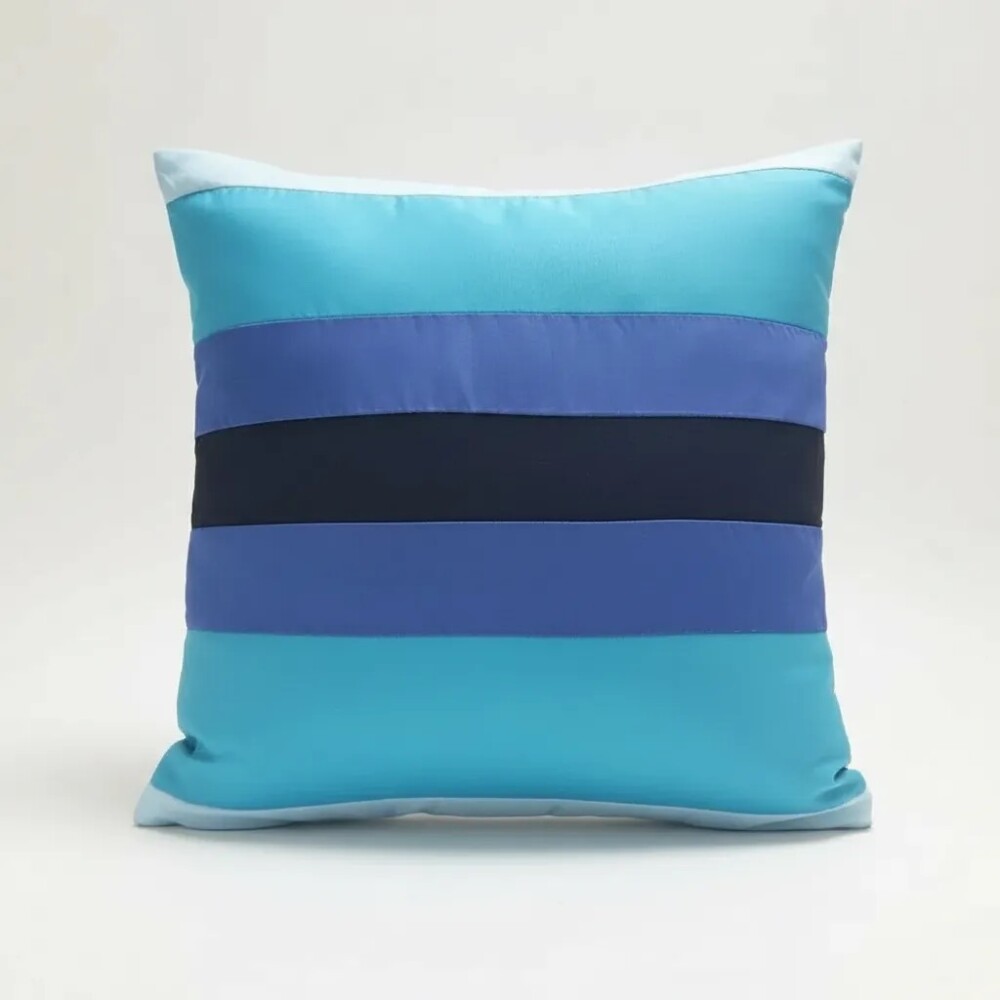 Capa de Almofada Mix Preto Azuis Branco