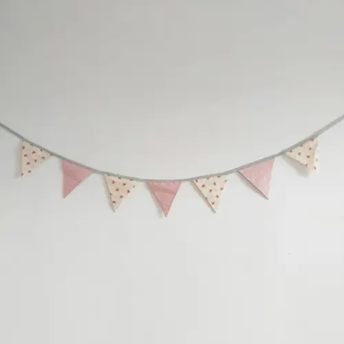 Bandeirinhas em Tecido Decoracao Mia