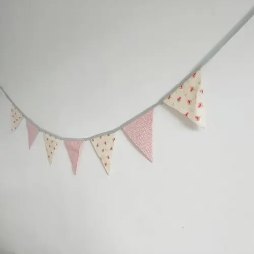 Bandeirinhas em Tecido Decoracao Mia