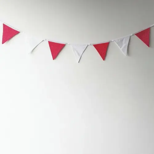 Bandeirinhas Tecido Poá Vermelho Branco