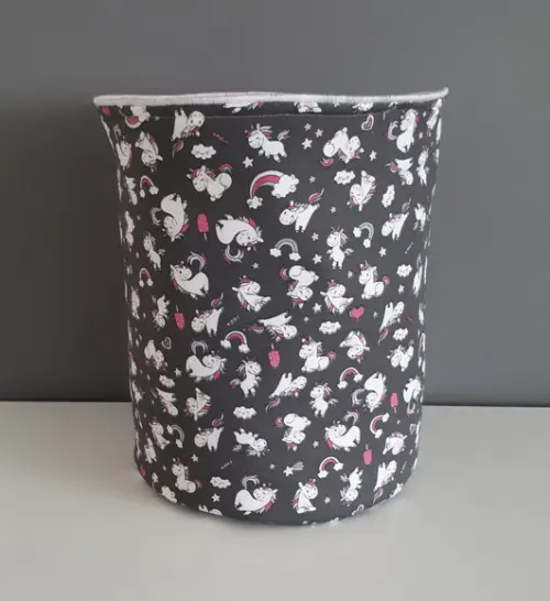 Cesto Acolchoado Unicórnio Grafite E Pink