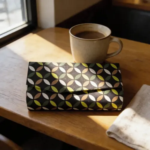 Clutch Artesanal em Tecido