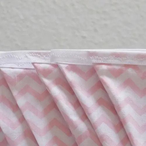 Varal de Bandeirinhas Tecido Chevron Rosa Fino