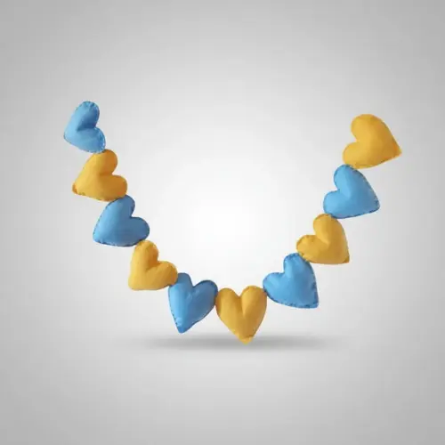Varal de Corações em Feltro Azul e Amarelo