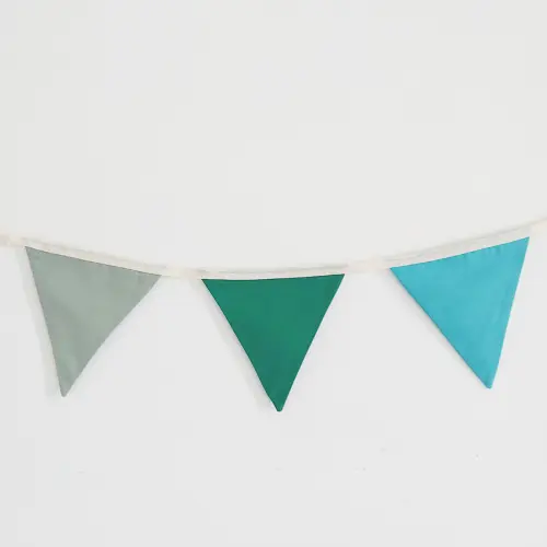 Bandeirinhas Em Tecido Colorido Para Decoração