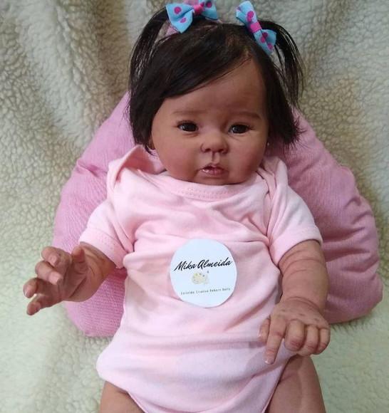 Bebê Reborn morena