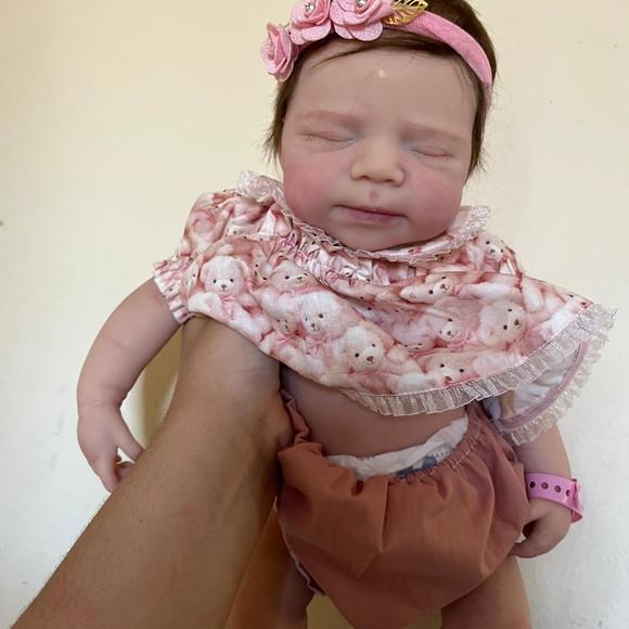 Bebe Reborn Silicone Sólido Menina Mama e Faz Xixi