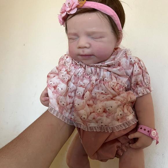 Bebe Reborn Silicone Sólido Menina Mama e Faz Xixi