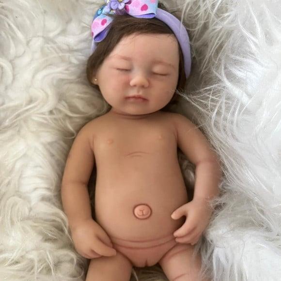 Bebe Reborn Silicone Sólido Menina Olhos Fechados