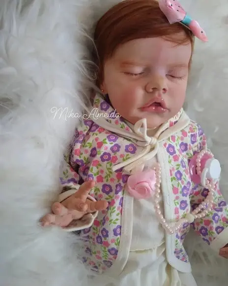 Bebê Reborn Evy ruiva com corpo inteiro em silicone