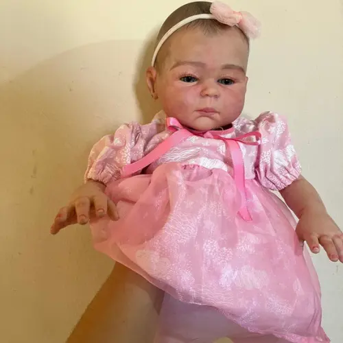 Bebê Reborn Menina Carmella