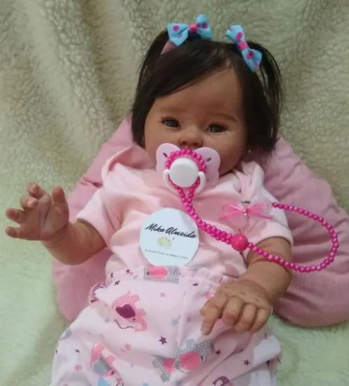 Bebê Reborn morena