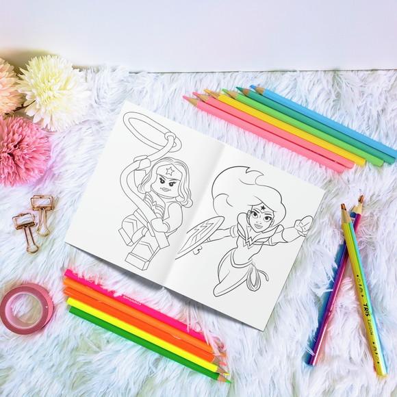 Livro de Colorir - Mulher Maravilha