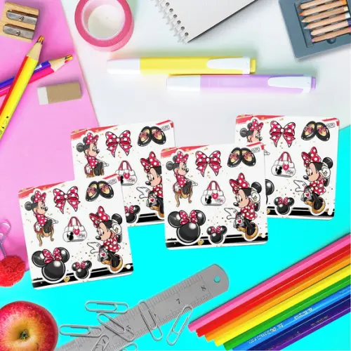 Livrinho Colorir + Cartela Adesiva - Minnie Vermelha