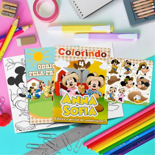 Livrinho Colorir + Cartela Adesiva Fazenda Mickey e Minnie