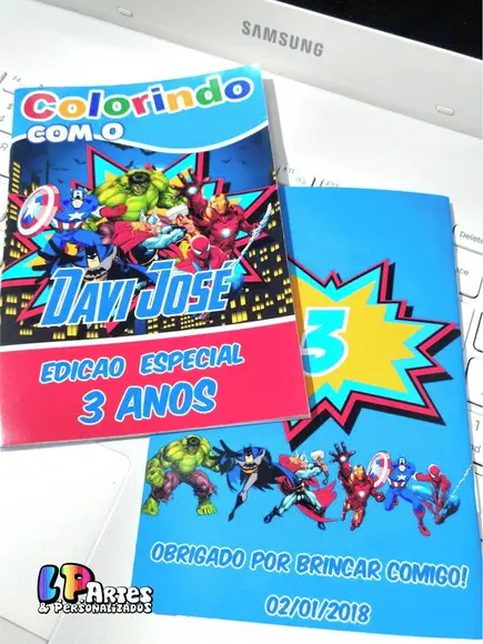Livro de Colorir - Heróis