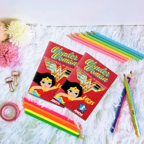 Livro de Colorir - Mulher Maravilha