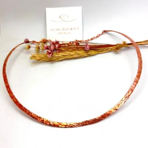 Gargantilha Martelada em Cobre Puro