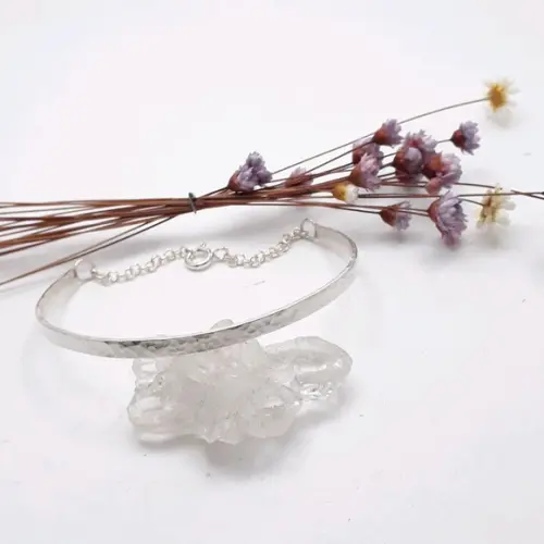 Pulseira Meia Escrava em Prata efeito Martelado