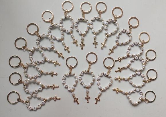 26 Mini Terço Chaveiro Personalizado Cruz Dourada