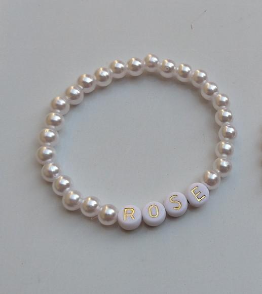 Pulseira de pérolas para madrinhas personalizada