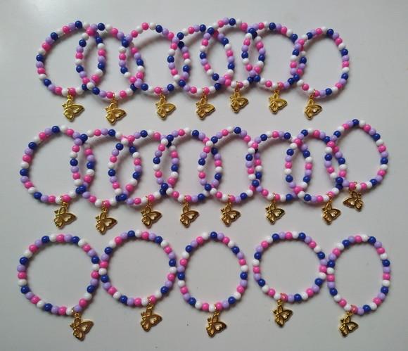 Pulseira Infantil Colorida Com Pingente Borboleta