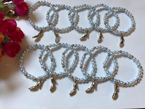 Pulseira de Pérolas Azuis com Sapatinho