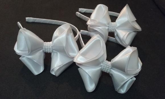 Tiara Laço Branco