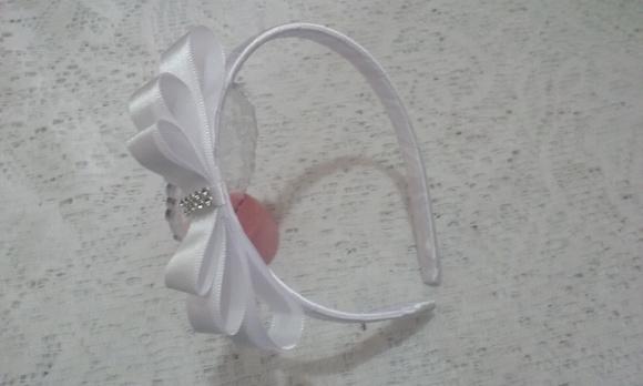 Tiara Laço Branco