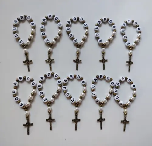 Mini Terço Personalizado Cruz Ouro Velho
