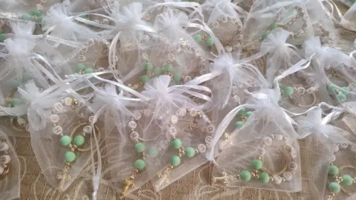 Mini Terço Chaveiro Personalizado Cruz Dourada