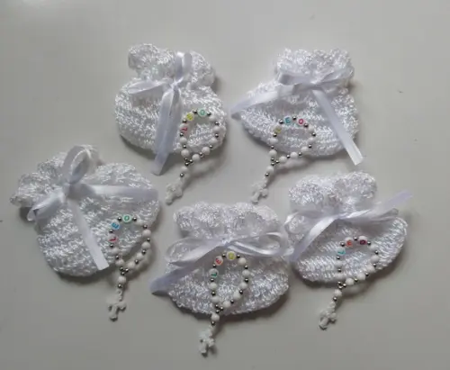 Mini Terço Personalizado com Saquinho de Crochê.