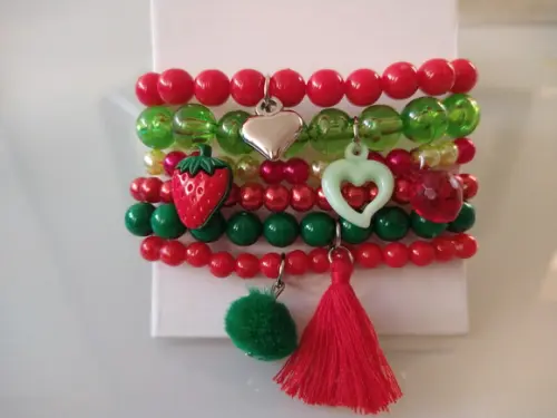 Kit Pulseiras Morango