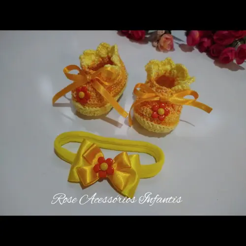 Sapatinho de Crochê Amarelo - Grátis a Faixa
